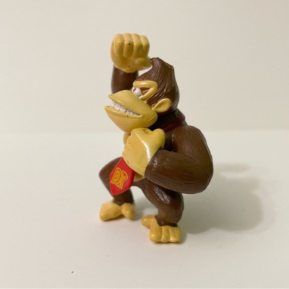 DK Donkey Kong Country Nintendo PVC Mini Figure - Picture 2 of 11